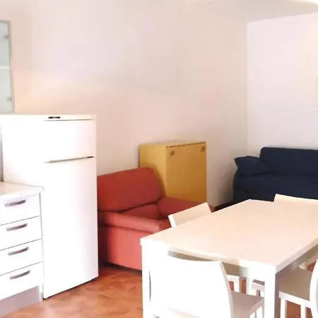 Ferienwohnung Fuer 4 Personen 1 Kind Ca 45 Qm In Lido Delle Nazioni, Adriakueste Italien Podelta *