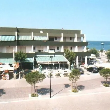 Ferienwohnung Fuer 4 Personen 1 Kind Ca 45 Qm In Lido Delle Nazioni, Adriakueste Italien Podelta Apartamento