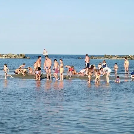 Ferienwohnung Fuer 4 Personen 1 Kind Ca 45 Qm In Lido Delle Nazioni, Adriakueste Italien Podelta * Lido delle Nazioni