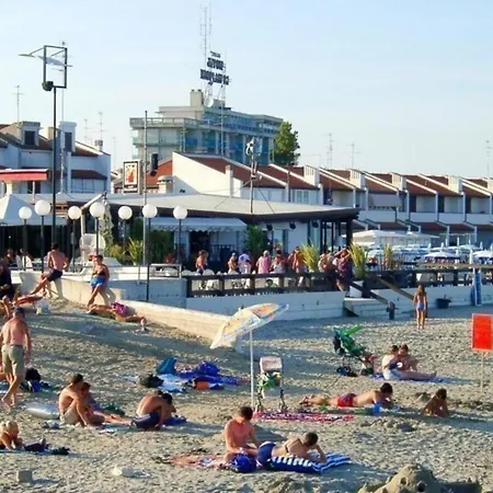 Ferienwohnung Fuer 4 Personen 1 Kind Ca 45 Qm In Lido Delle Nazioni, Adriakueste Italien Podelta Apartamento Lido delle Nazioni